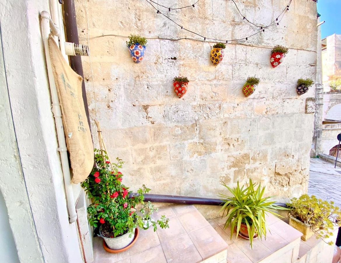 Il Sorriso Dei Sassi Rooms Matera Exterior photo