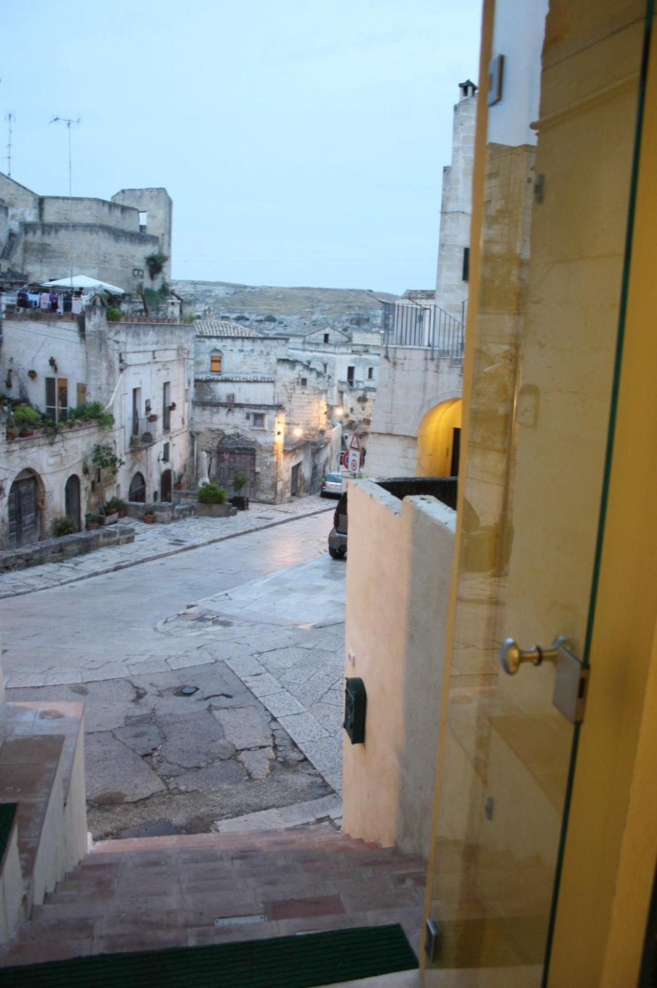 Il Sorriso Dei Sassi Rooms Matera Exterior photo
